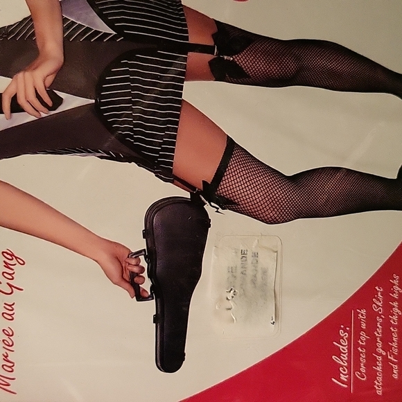 Womens "Married to the Mob" Costume - Picture 3 of 6